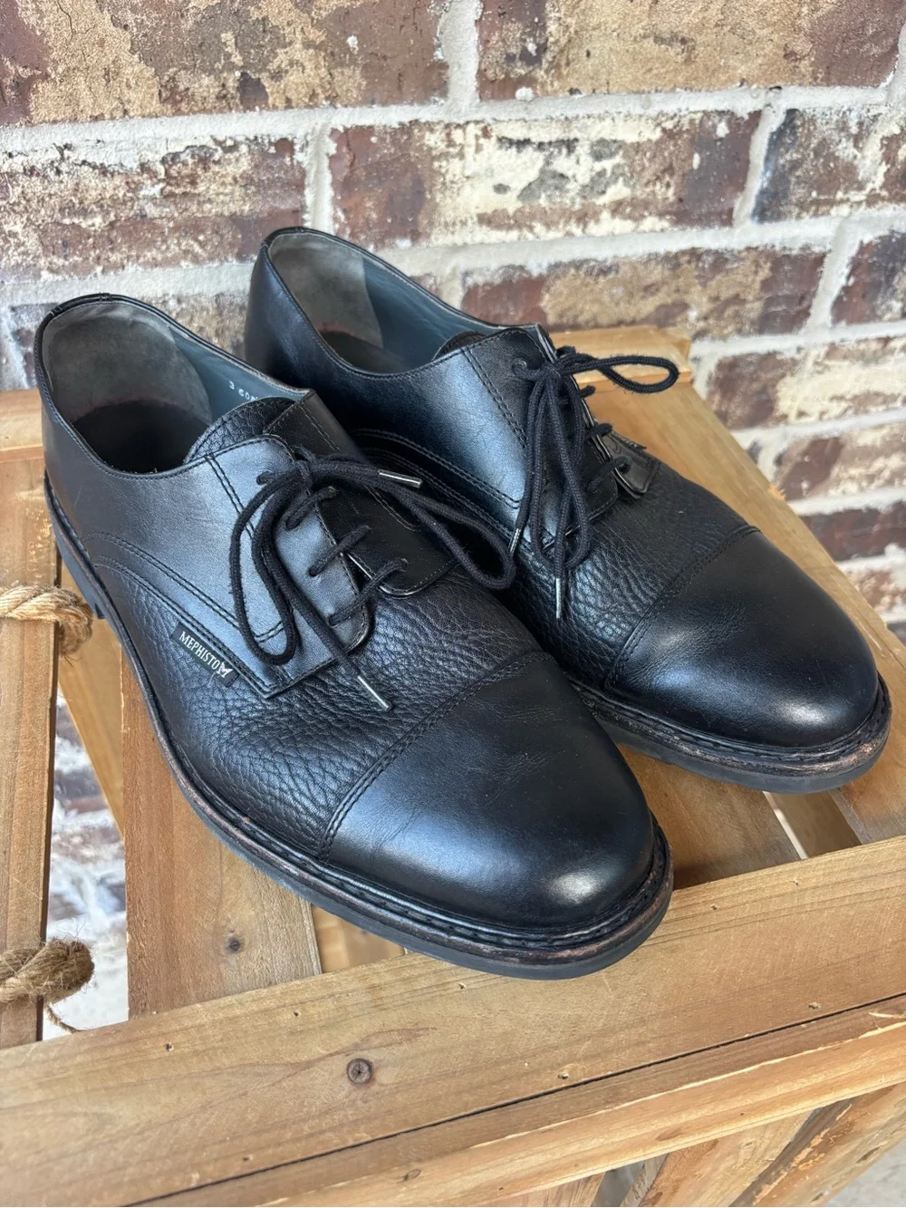Mephisto Men’s Black Leather Cap Toe Lace-Up Dress Shoes Size 12
